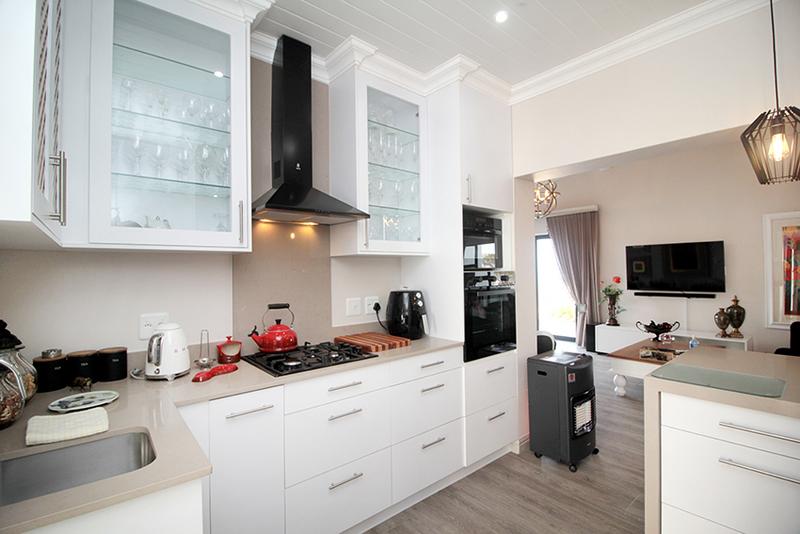 2 Bedroom Property for Sale in Tergniet Western Cape